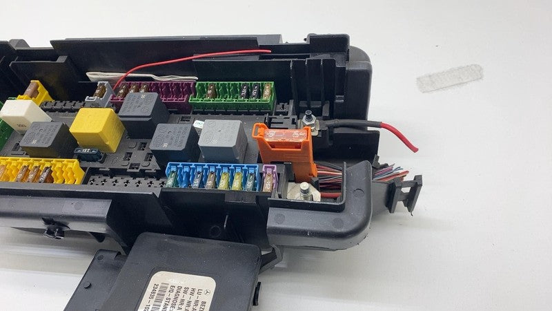 A2469006816 2016-2018 Mercedes-Benz GLE350 Cabin Fuse Relay Junction Box w/ Control Module