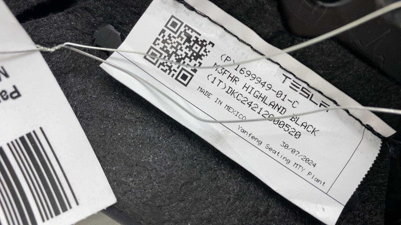 1699949-01-C ⭕24-25 Tesla Model 3 M3 Front Left or Right First Row Seat Headrest 1699949-01-C