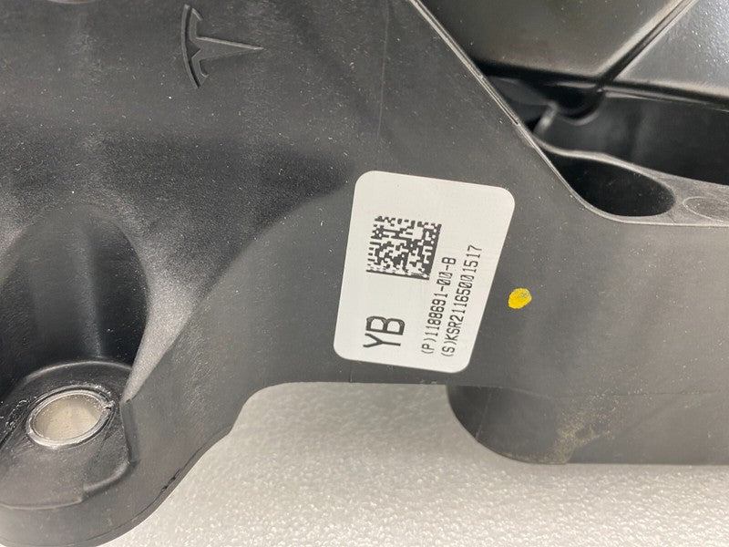 ⭕ 2020-2024 Tesla Model Y Accelerator and Brake Pedal Pad Assembly 118