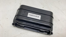 16-20 Model X Quarter Panel Rubber Flap & Air Shroud Vent Extractor 1069383-00-B