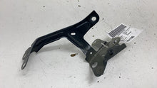 ⭕ 2017-2023 BMW 540i Front Driver Side Fender Panel Bracket Mount Left 7349617