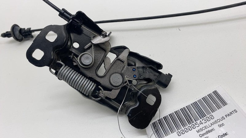 2019 2020 2021 2022 Ram 2500 Hood Lock Latch w/ Cable 68361149AB Assem