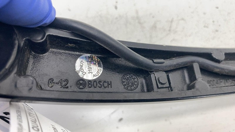 ⭕ 17-23 Model 3 M3 Front Passenger Side Windshield Wiper Arm Right 162