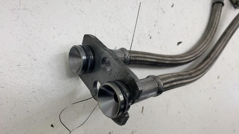 ⭕ 2025 Rivian R1S Front Passenger Side Oil Cooler Pipe Tube Hose Line Assy Right