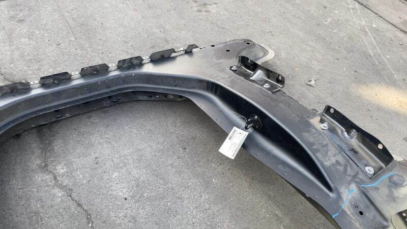 1917292-ST-A 2024-2025 Tesla Cybertruck Passenger Body Side Outer Structural Frame Right RH