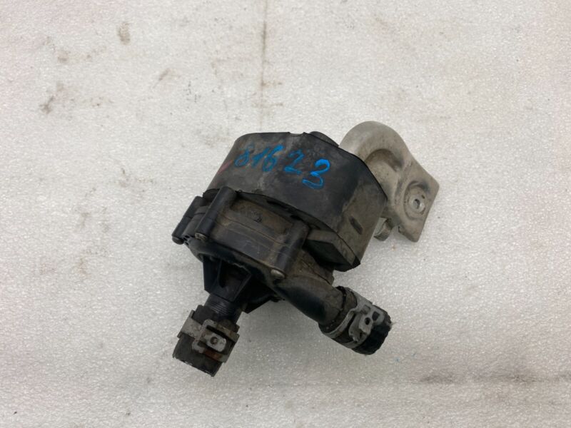 2016-2020 Tesla Model X MX Cooling System Auxiliary Coolant Water Pump Assembly