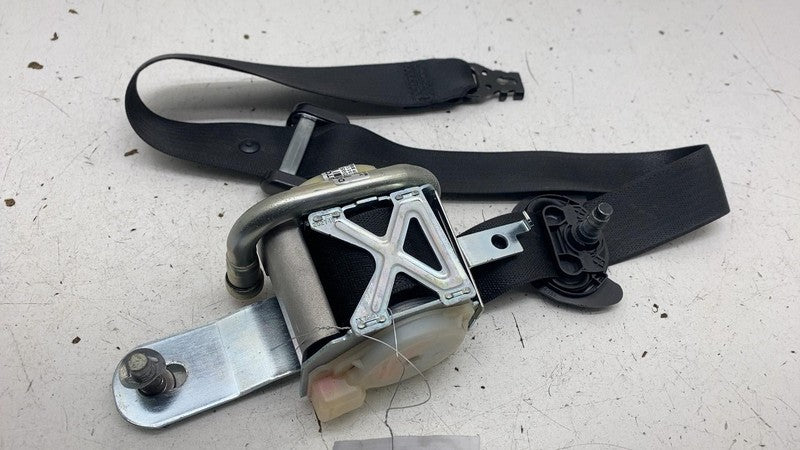 ⭕ 2016-2020 Tesla Model S Front Left 1st Row Seat Belt & Retractor 107