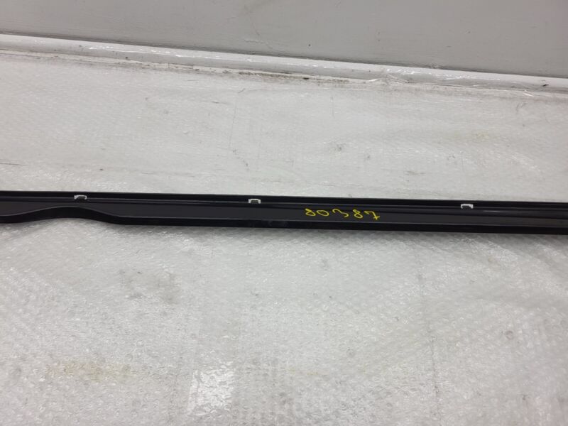 101221700F ⭕ 2012-2023 Model S Passenger Side Skirt Molding Scuff Plate Right 1012217-00-F