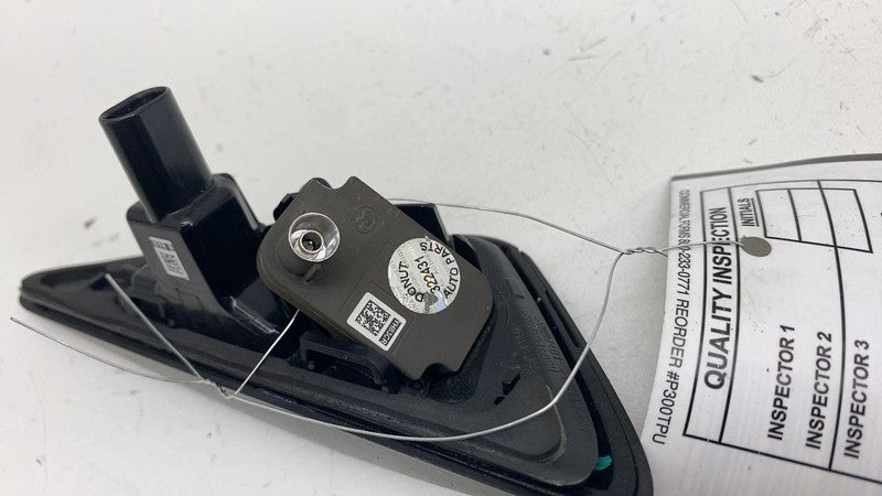 ⭕ 24-25 Model 3 Y Front Passenger Side Repeater Turn Signal Fender Cam