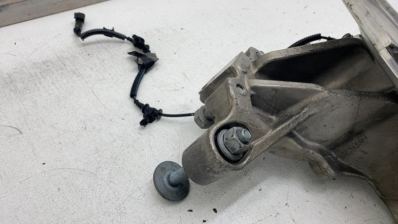 2017-2024 Chrysler Pacifica Rear Left Spindle Knuckle Hub w/ Dust Shield LH FWD