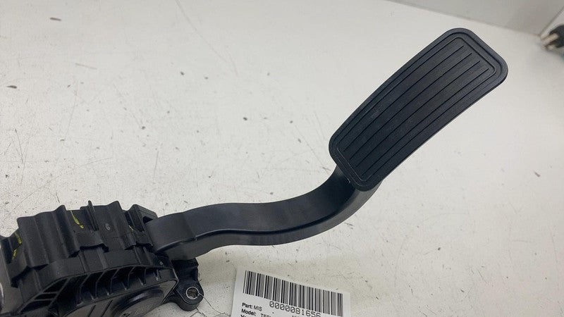 ⭕ 2017-2023 Tesla Model 3 M3 Front Accelerator Gas Pedal Throttle Sensor Pad OEM
