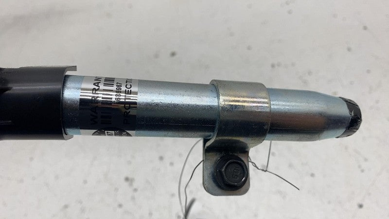 100526500C 12-20 Model S Front Right Lap Pretensioner 16-20 Model X Front Left 1005265-00-C