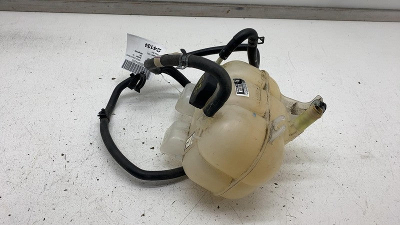 ⭕ 2017-2024 Chrysler Pacifica Engine Coolant Reservoir Bottle Assembly with Hose