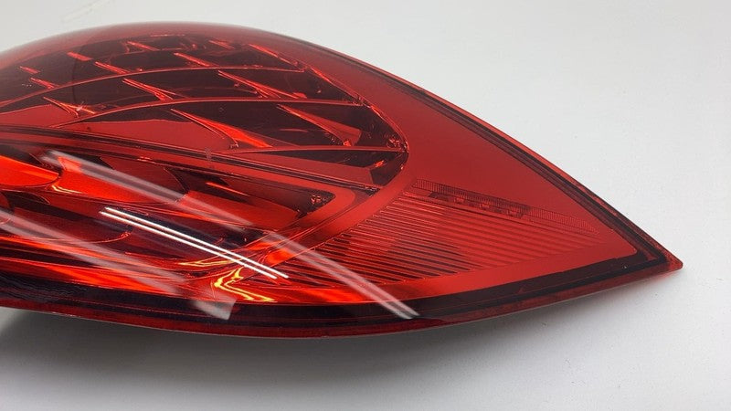 7P5 945 096 L 2011-2014 Porsche Cayenne Rear Passenger Outer Taillight LED Tail Lamp Right RH
