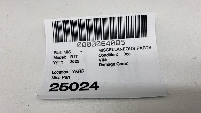 PT00006411-E ⭕ 2022 2023 2024 Rivian R1T Rear Gear Tunnel Floor Insert Cover Mat PT00006411-E