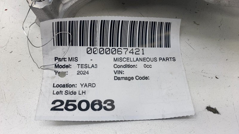104432610J ⭕24-25 Tesla Model 3 Front Left Upper Control Arm & Support Bracket 1044326-10-J
