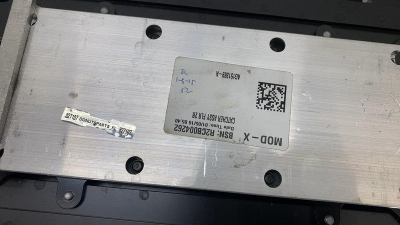 ⭕ 16-20 Model X Rear 2nd Row Middle Seat Floor Plate Catcher Module 10