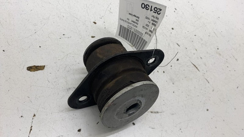 ⭕ 18-24 Lincoln Navigator Cabin Body Frame Mount Cushion Insulator 9L1