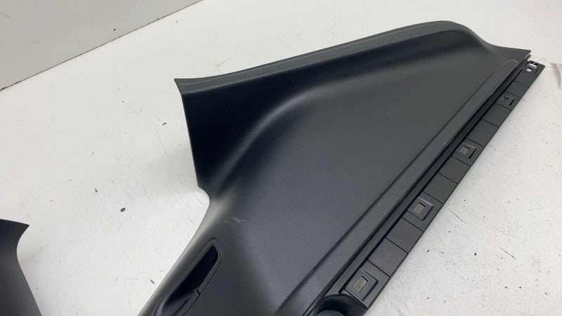 ⭕ 2020-2024 Model Y Right Side Upper C-Pillar Interior Trim Cover 1802