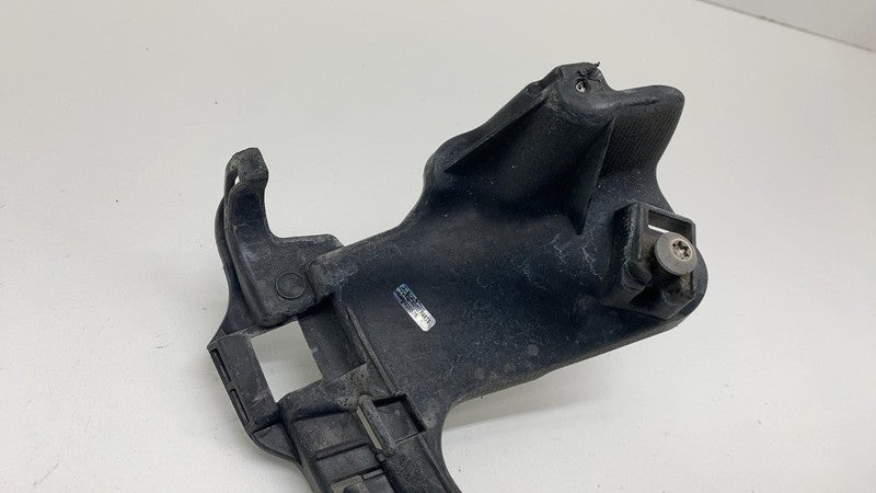 A1668852924 2016-2019 Mercedes-Benz GLE350 Rear Driver Left Bumper Mount Support Bracket OEM