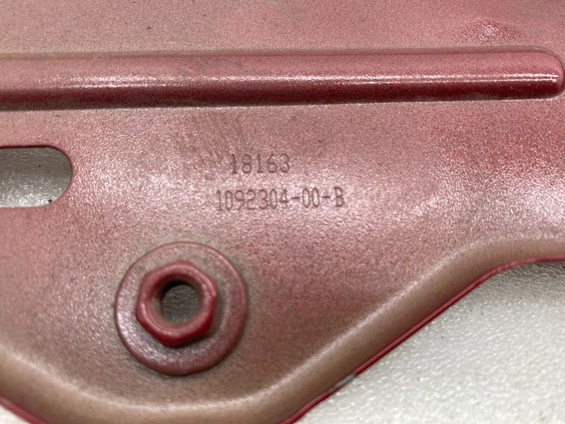 109230400B ⭕ 17-23 Tesla Model 3 Front Side Fender Mount Support Bracket Left 1092304-00-B