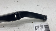 ⭕ 2017-2020 Maserati Levante Front Windshield Wiper Arm Right 670032336