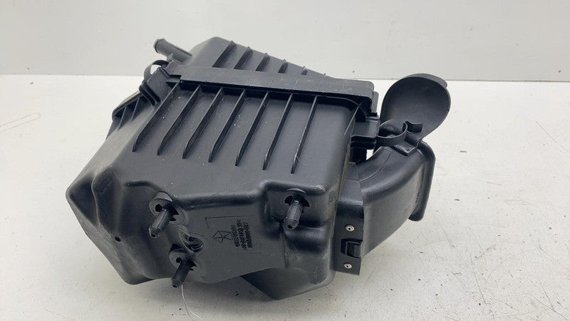 04627063AD ⭕ 2011-2018 Jeep Wrangler Air Cleaner Intake Filter Box Housing OEM 04627063AD
