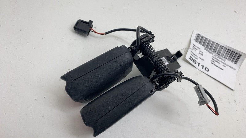 PT00040140C ⭕ 2022-2025 Rivian R1S Rear 3rd Row Center Seat Belt Safety Buckle PT00040140C