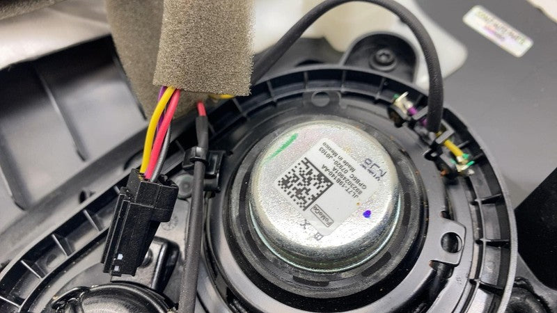 ⭕ 18-21 Lincoln Navigator Rear Left D-Pillar Upper Trim Cover JL7B-402