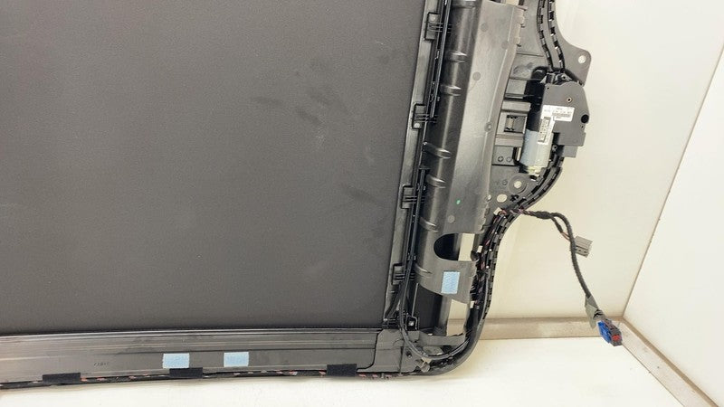 ⭕ 2017-2020 Maserati Levante Panoramic Sunroof Track Frame w/ Glass & 