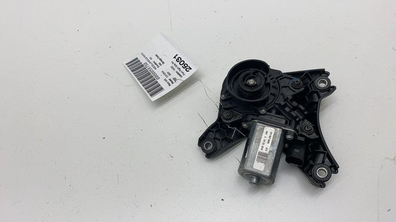 4F0 837 059 A ⭕ 19-25 Porsche Cayenne Front Right Electric Door Close Assist Motor 4F0837059A