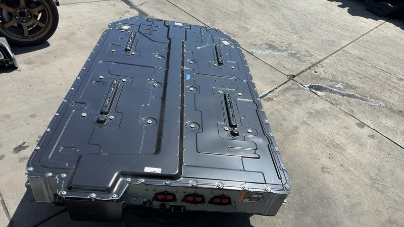 PT00050298P ⭕ 22-24 Rivian R1T R1S High Voltage Battery Module Pack 141kWh 392V PT00050298-P