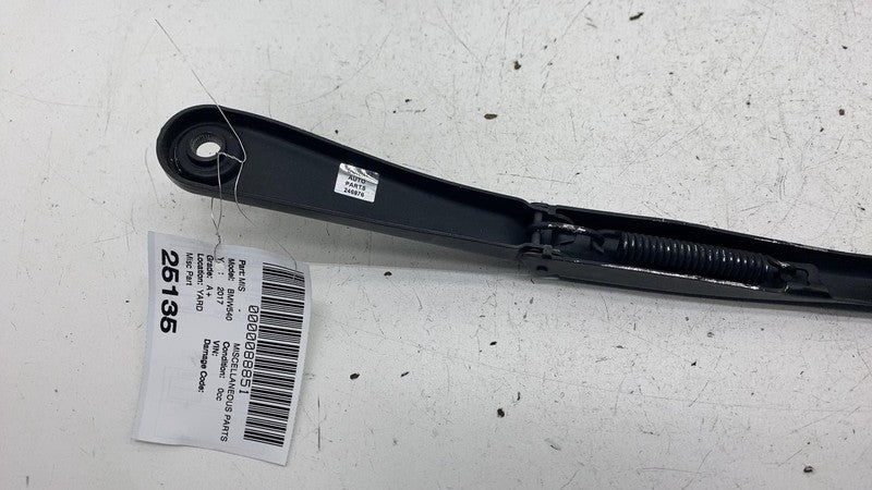 ⭕ 2017 2018 2019 2020 BMW 540i  Front Passenger Side Windshield Wiper 
