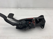 ⭕ 2020-2024 Tesla Model Y MY Accelerator & Brake Pedal Pad Assembly 1188691-00-B