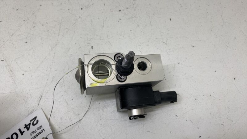 110187800A 17-23 Model 3 Air Conditioner AC HVAC Heater Core Valve Tube Sensor 1101878-00-A