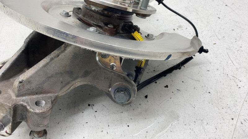 2017-2024 Chrysler Pacifica Rear Right Spindle Knuckle Hub w/ Dust Shield RH FWD