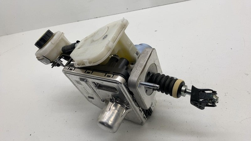 ⭕ 21-23 Polestar 2 Power Brake Booster Master Cylinder & ABS Module OE