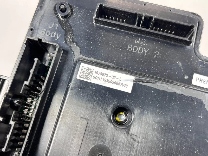 ⭕ 17-20 Tesla Model 3 M3 Left Low Voltage Electronic Control Module 10