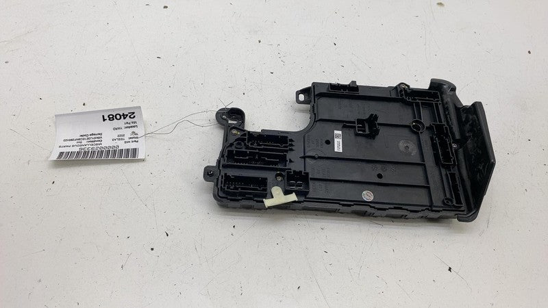 156735900B 17-23 Model 3 Left Low Voltage Controller Electronic Control Module 1567455-00-C