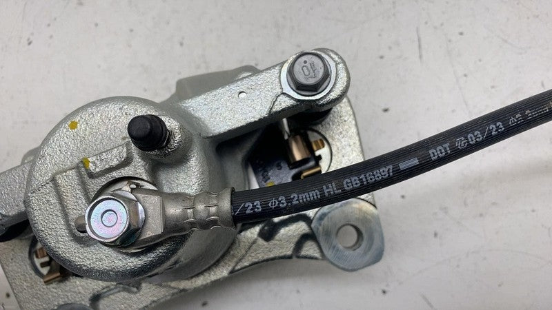 ⭕ 2020-2024 Toyota Prius Front Passenger Side Caliper w/ Brake Hose Line Right