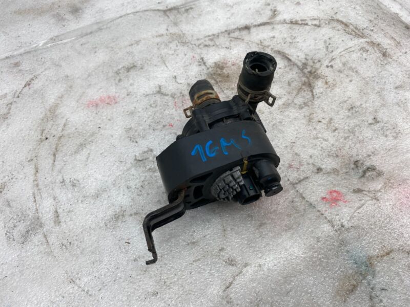 2012-2015 Tesla Model S MS Battery Coolant System Auxiliary Water Pump Assembly