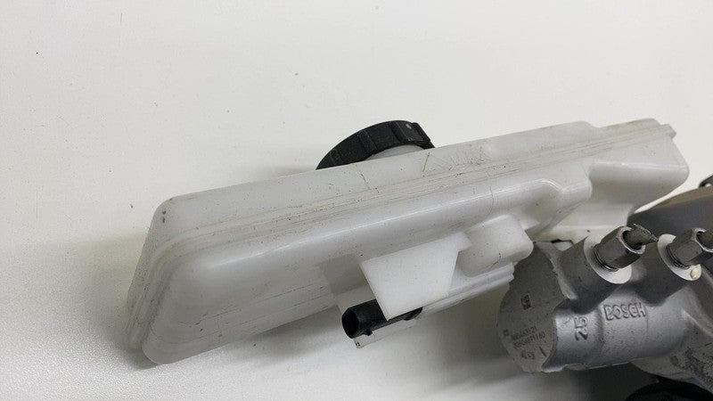 104467100G 2017-2023 Tesla Model 3 iBooster Power Brake Booster Master Cylinder Reservoir