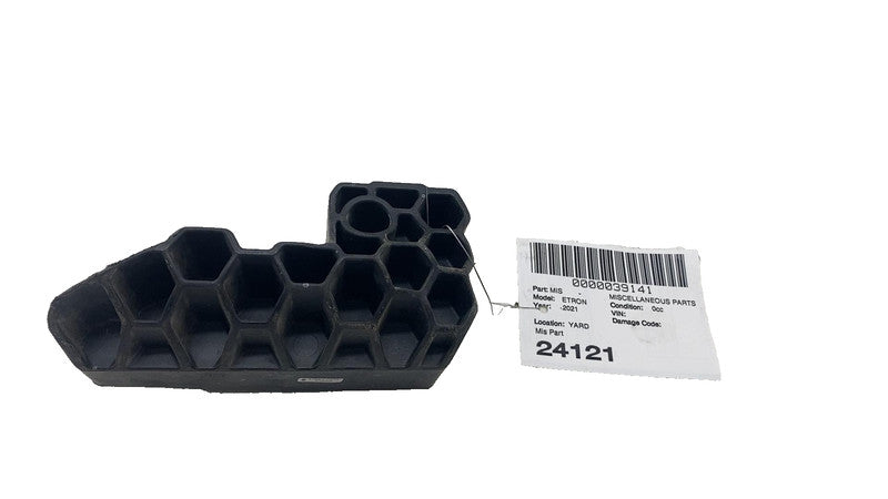 ⭕2019-2023 Audi E-Tron Quattro Front Driver Side Left Body Reinforcement Bracket