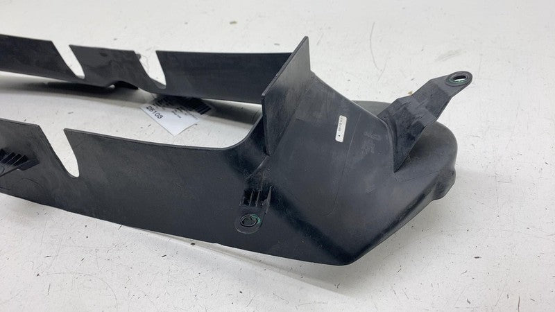 ⭕ 2019-2020 Maserati Ghibli 3.0L V6 Front Center Radiator Bumper Air D