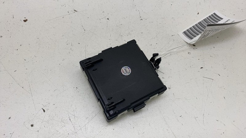 A 205 900 65 37 ⭕ 2016-2020 Mercedes W205 C300 C350e C63 Rear Right Side Door Module A2059006537