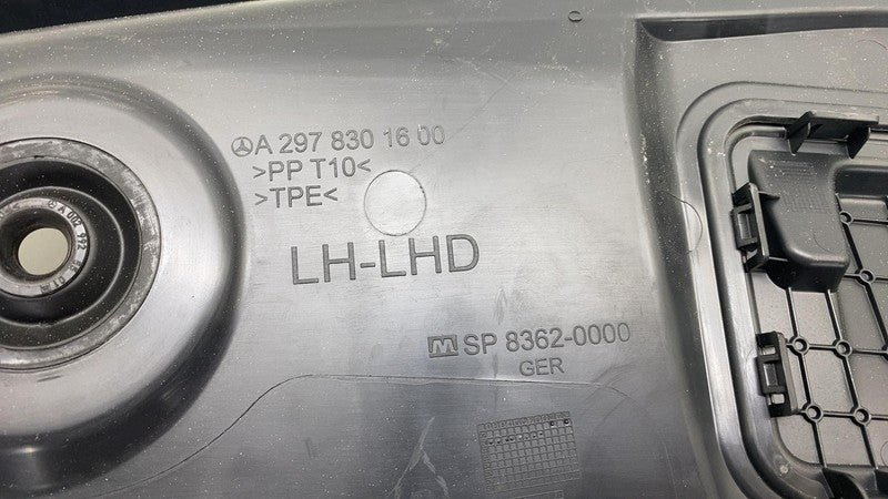 A2978301600 ⭕ 2022 Mercedes-Benz EQS 450+ V297 Front Left Windscreen Wiper Trim A2978301600