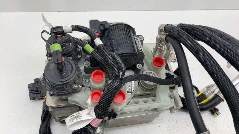 ⭕ 2020-2024 Tesla Model Y Supermanifold Refrigerant Chiller w/ Coolant