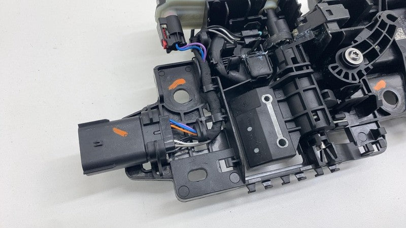 PT00002455-J ⭕22-24 R1T R1S Right Front / Left Exterior Door Handle Green EXP006 PT00002455-J