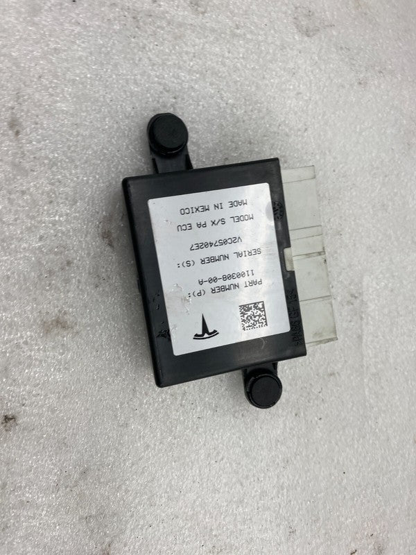 110030800A ⭕ 16-20 Model S X Park Brake Parking Assist Control Module Unit ECU 1100308-00-A