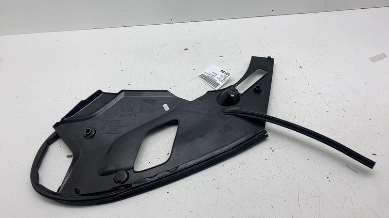 ⭕ 2017-2023 BMW 540i Front Right Upper Engine Bay Compartment Cover OE